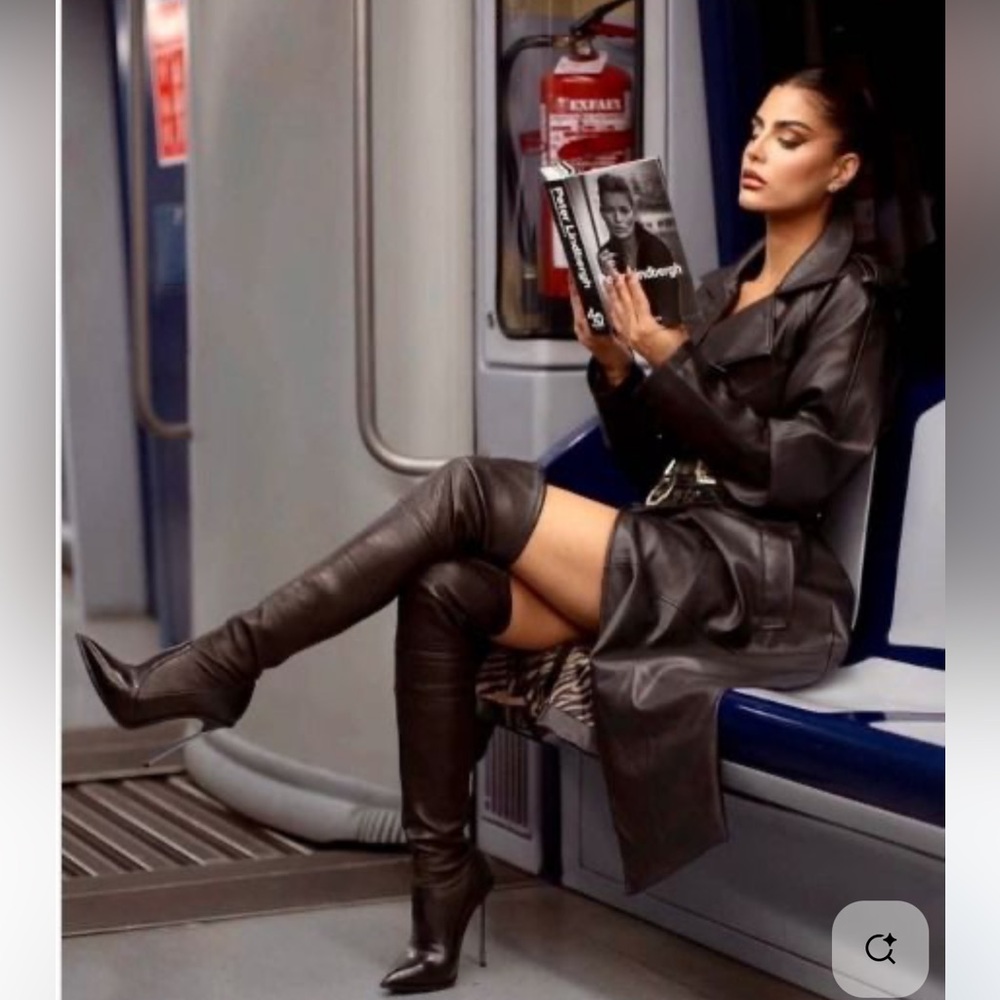 Colin Stuart Women's Black Over-the-Knee Boots - Picture 16 of 16